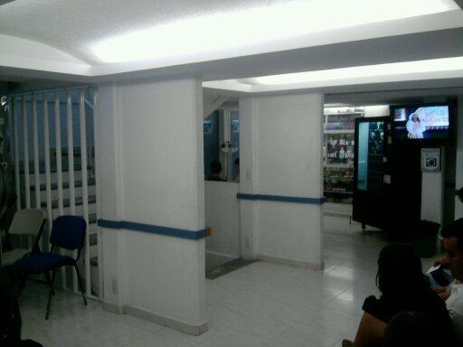 amplia sala de espera
