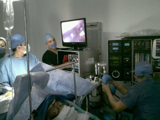 contamos servicio de cirugia laparocopica.
